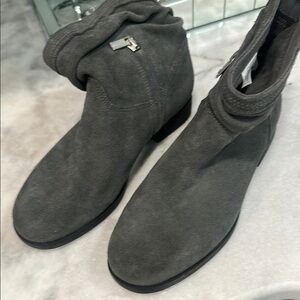 Koolaburra Gray Ankle Boots